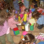 Ingeniería impulsa becas de jardín para acompañar a sus estudiantes que maternan