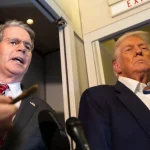 El dólar tocó 1.500 pesos, en medio de versiones de una retirada de Bessent del mercado argentino