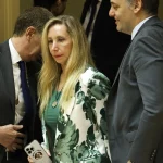 Interna de hermanos: Karina cree que es un error la pelea de Milei con Chiqui Tapia