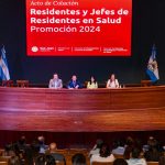 Entrega de títulos a los egresados de las Residencias en Salud 2024