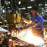 Era Milei: Según un informe de la UBA y el Conicet, el empleo formal se redujo en 17 provincias y aumentó sólo en seis