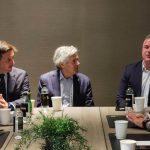 Positivo encuentro con autoridades de McEwen Copper en la PDAC 2026