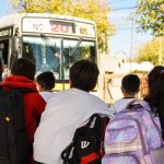 Refuerzan el asesoramiento sobre el Boleto Escolar Gratuito en paradas y puntos clave de San Juan