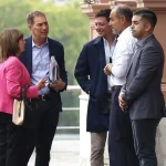 Los ministros dicen que hay que echar a Adorni para tener un vocero contra la crisis de los créditos hipotecarios